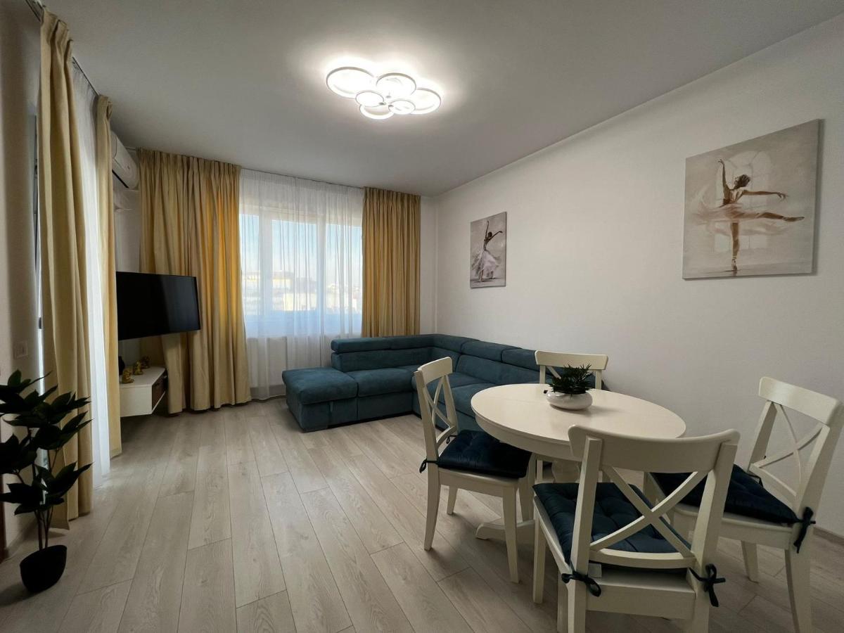 Urban Apartments And Studios - City Center Iasi Exterior photo